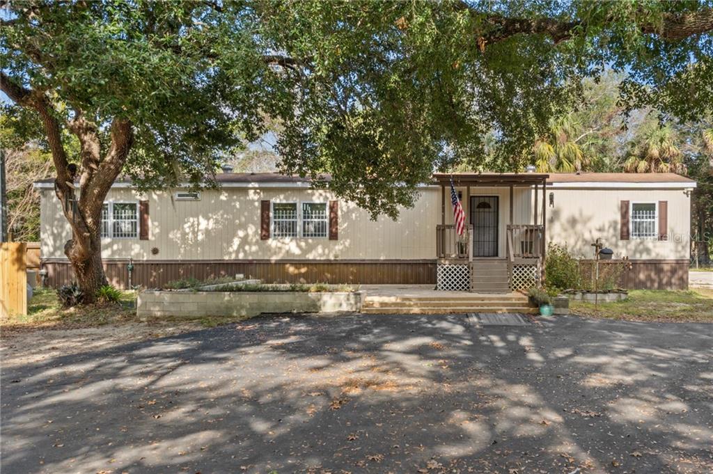 193 Gladys AVENUE, INGLIS, FL — photo 2 of 30