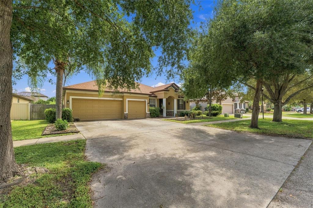 9808 CARR ROAD, RIVERVIEW, FL — photo 2 of 30