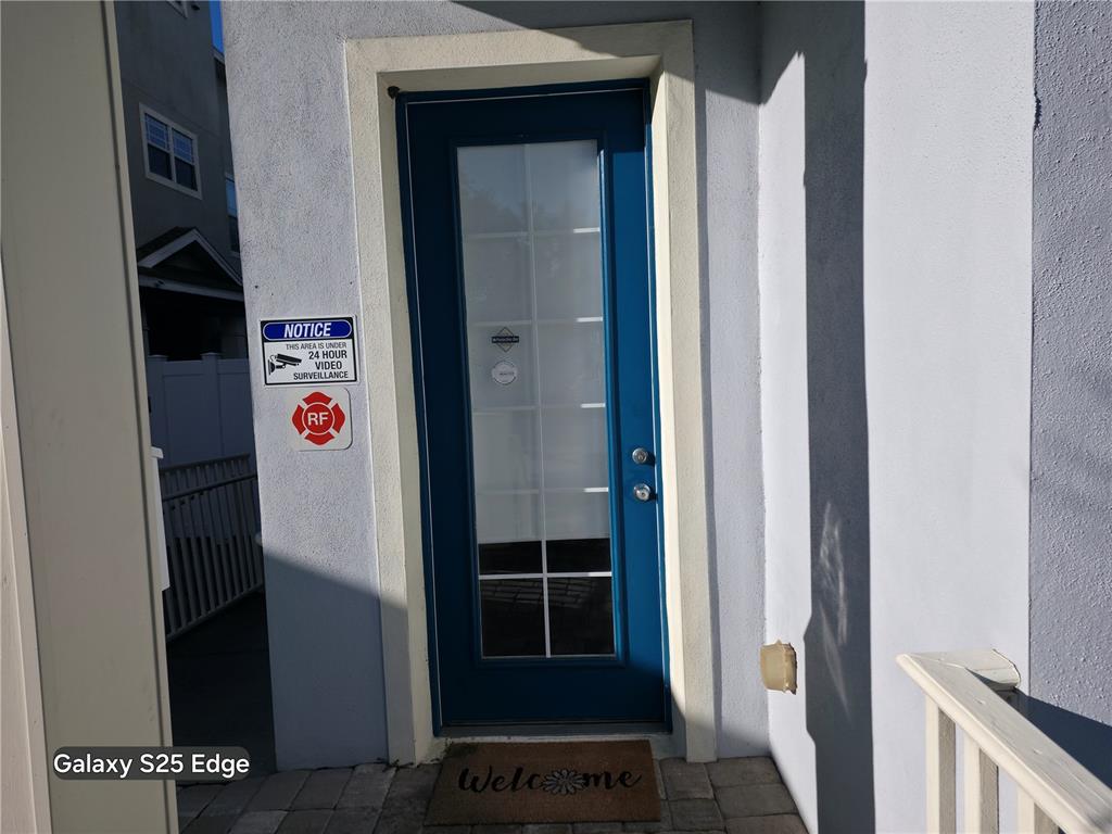 E ROBINSON STREET, ORLANDO, FL — photo 2 of 5