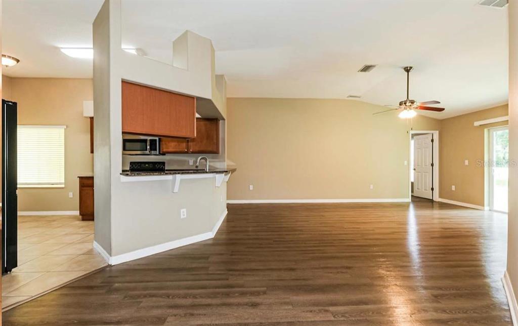 3428 SE 4TH PLACE, CAPE CORAL, FL — photo 3 of 8