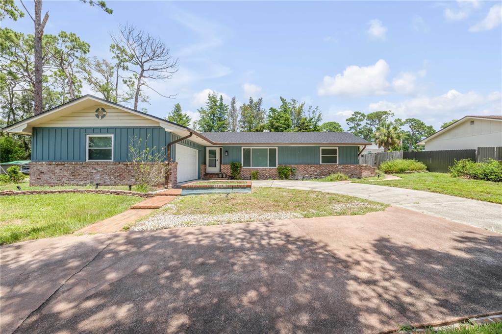 937 LAKE MARION DRIVE