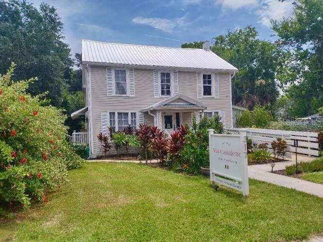 317 N ORANGE STREET, NEW SMYRNA BEACH, FL — photo 2 of 22