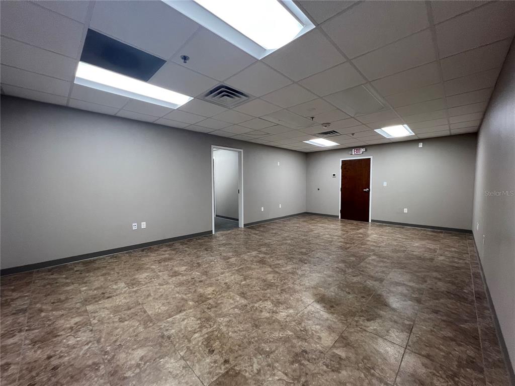 500 W LAKE MARY BLVD, SANFORD, FL — photo 3 of 10