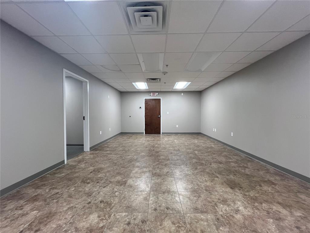 500 W LAKE MARY BLVD, SANFORD, FL — photo 4 of 10