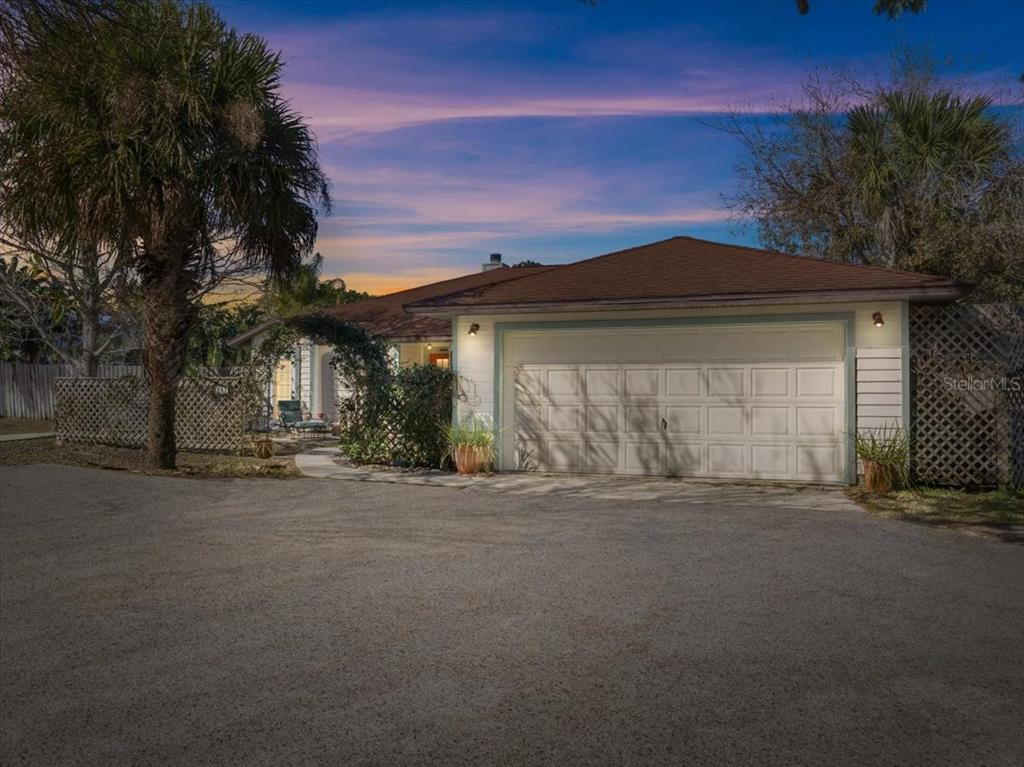 281 OLD DIXIE HIGHWAY