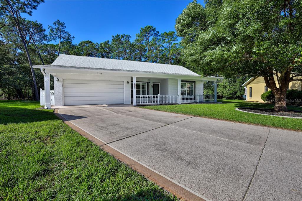 6318 DARIEN WAY, SPRING HILL, FL — photo 4 of 50