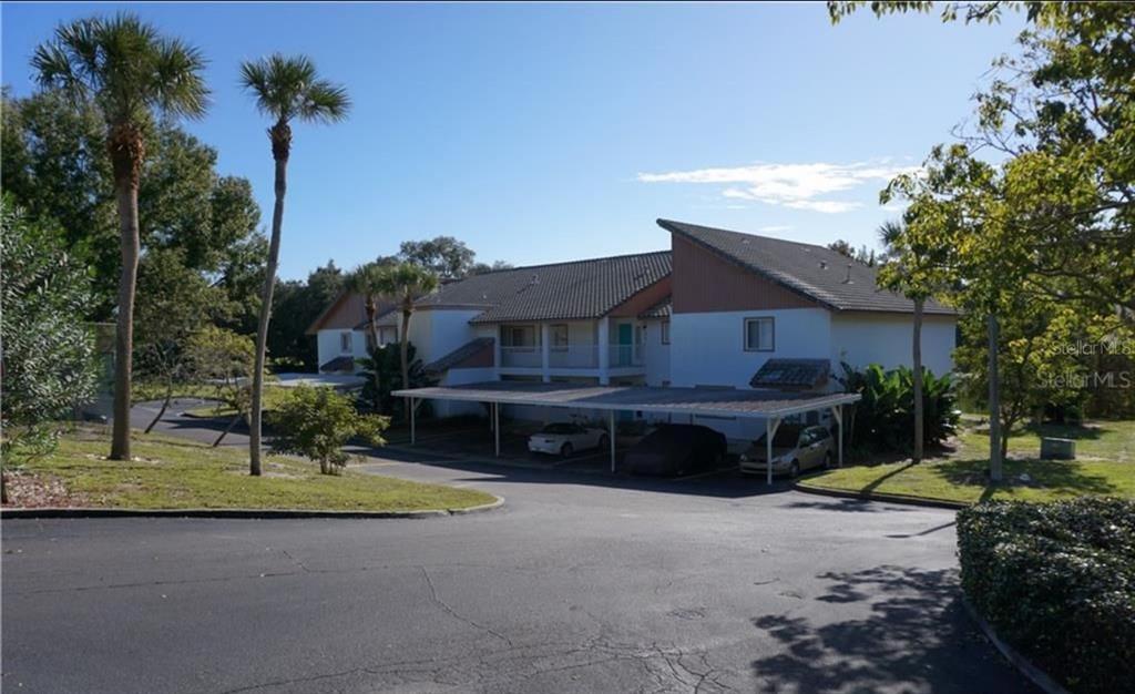 202 COUNTRY LANE NE UNIT 202