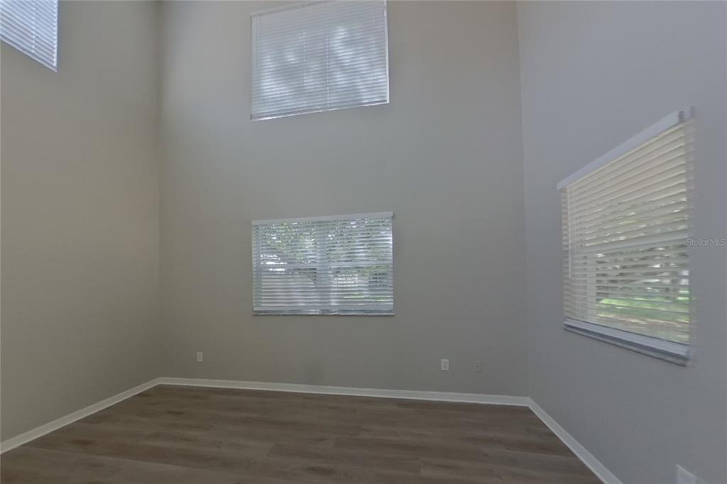 7524 MAROON PEAK DRIVE, RUSKIN, FL — photo 2 of 20