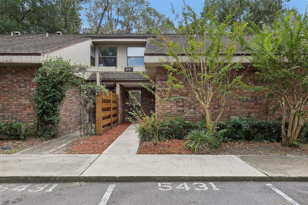 5431 NW 33RD PLACE