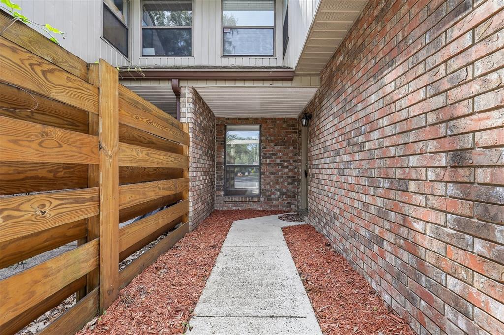 5431 NW 33RD PLACE, GAINESVILLE, FL — photo 5 of 30