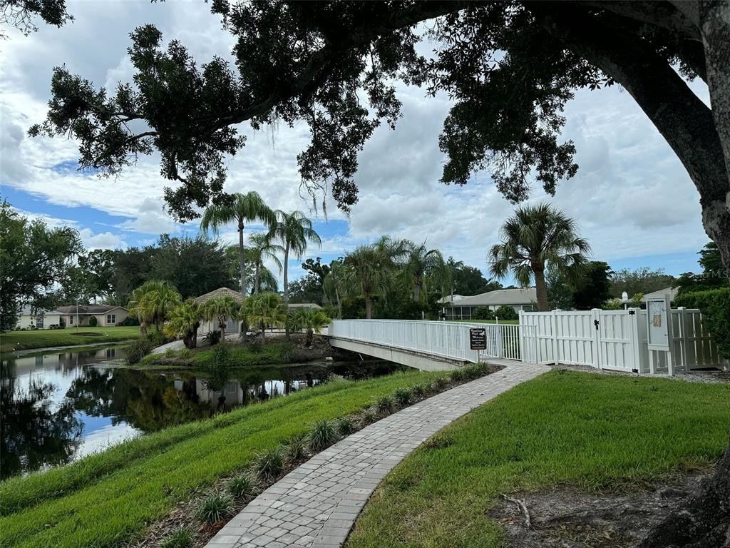 3020 RINGWOOD MEADOW, SARASOTA, FL — photo 3 of 23