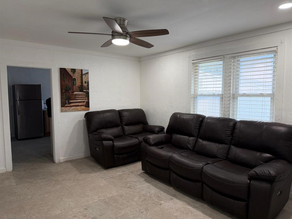 111 PAGE STREET, ORLANDO, FL — photo 4 of 17