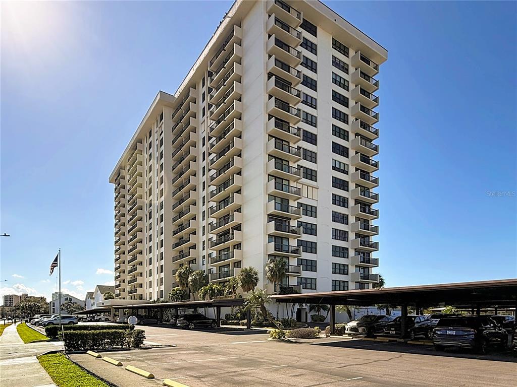 400 ISLAND WAY UNIT 1411, CLEARWATER BEACH, FL — photo 4 of 79