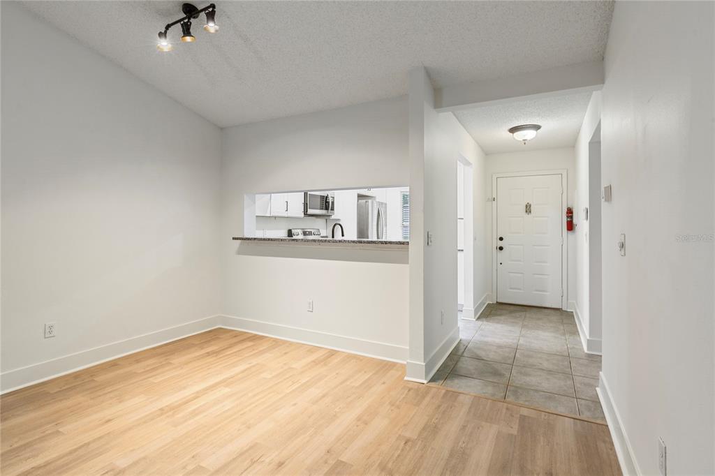 321 DOVER COURT E, SAFETY HARBOR, FL — photo 5 of 35