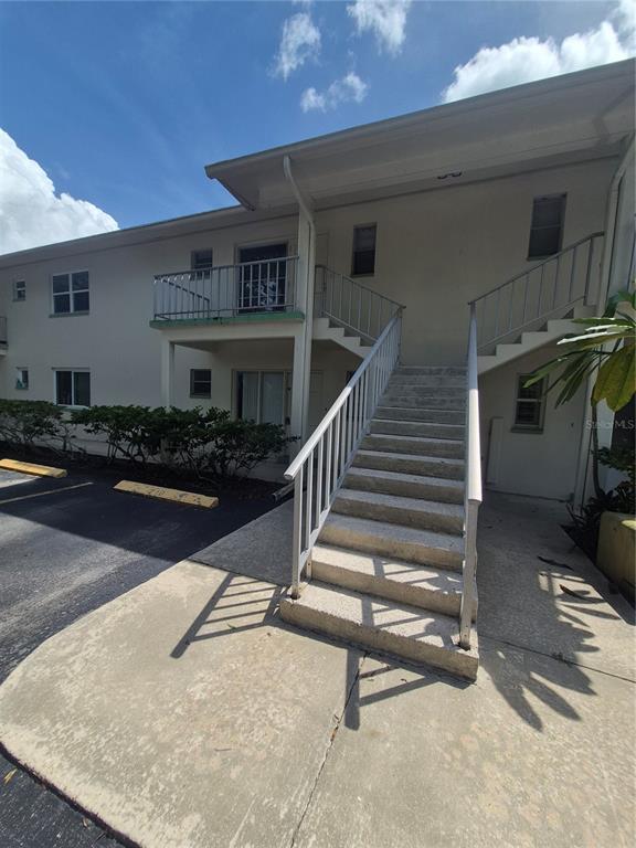 8301 BARDMOOR BOULEVARD UNIT 210, SEMINOLE, FL — photo 2 of 24