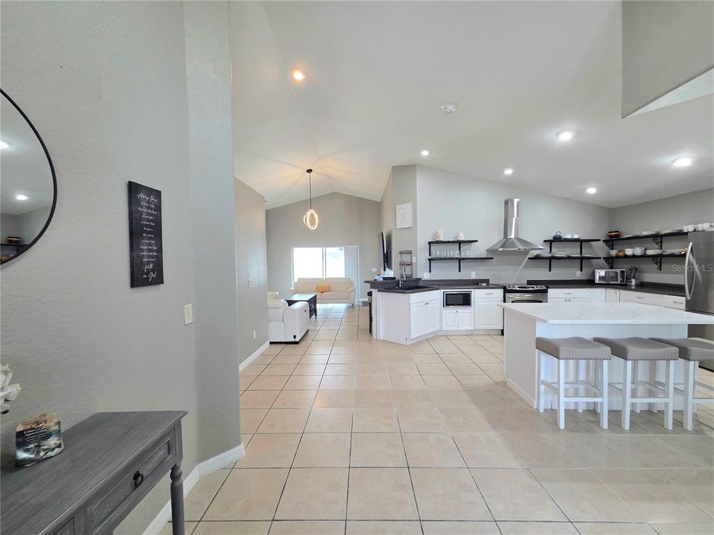 8298 PEAK AVENUE, LAKELAND, FL — photo 5 of 30
