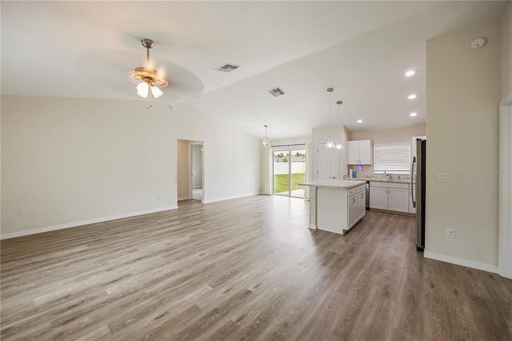 476 MARION OAKS PASS, OCALA, FL — photo 4 of 18