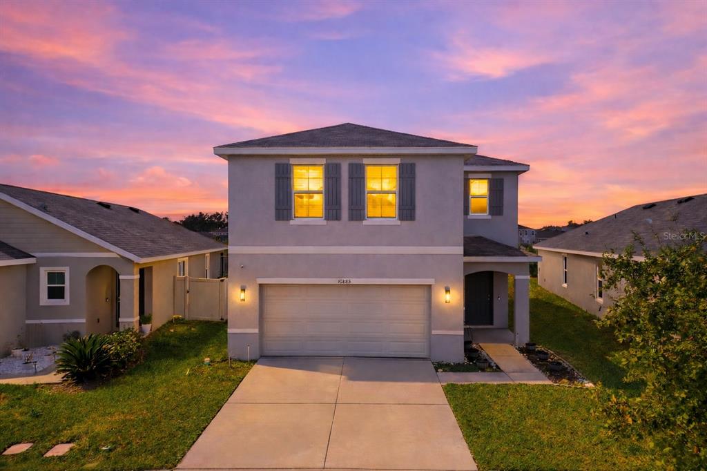 10885 PENNY GALE LOOP