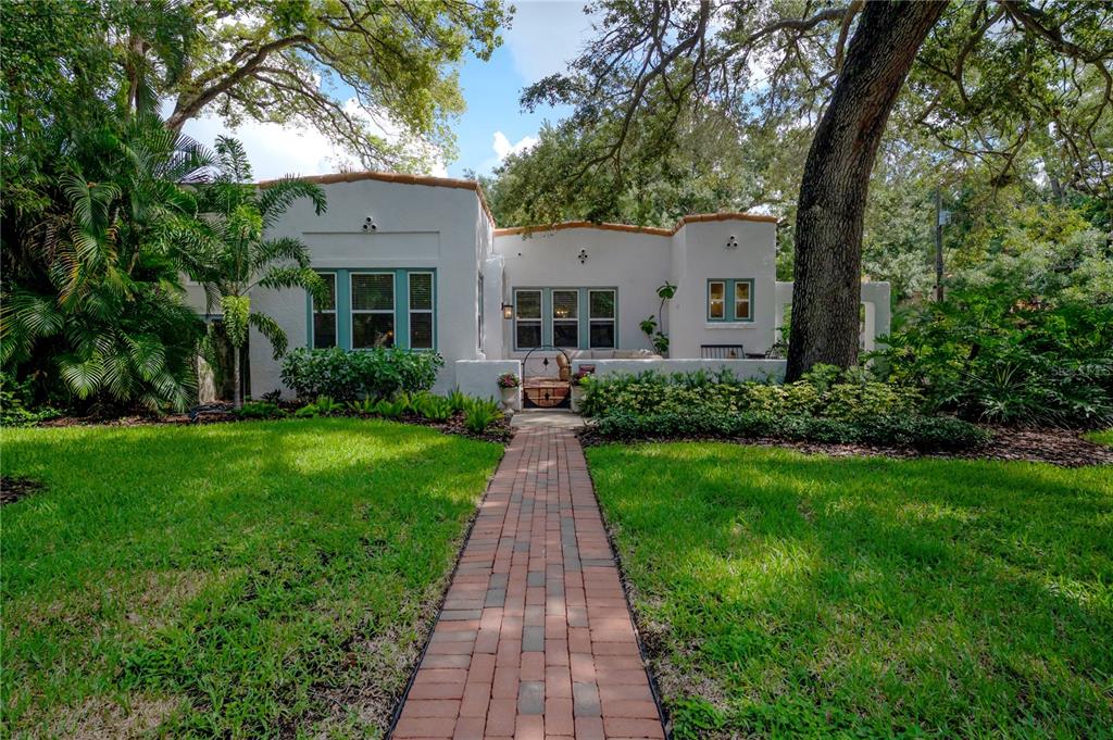 3401 W GRANADA STREET