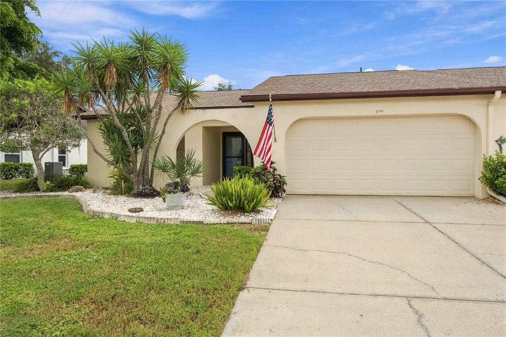 680 LINDEN DRIVE, ENGLEWOOD, FL — photo 3 of 30