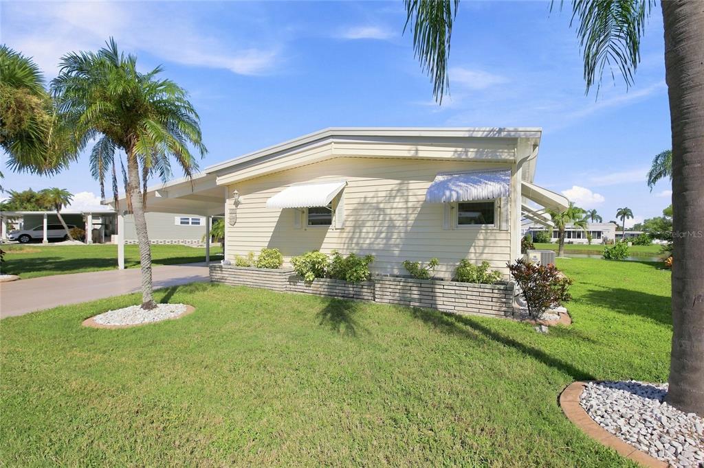 106 KING ARTHUR DRIVE, NOKOMIS, FL — photo 2 of 30