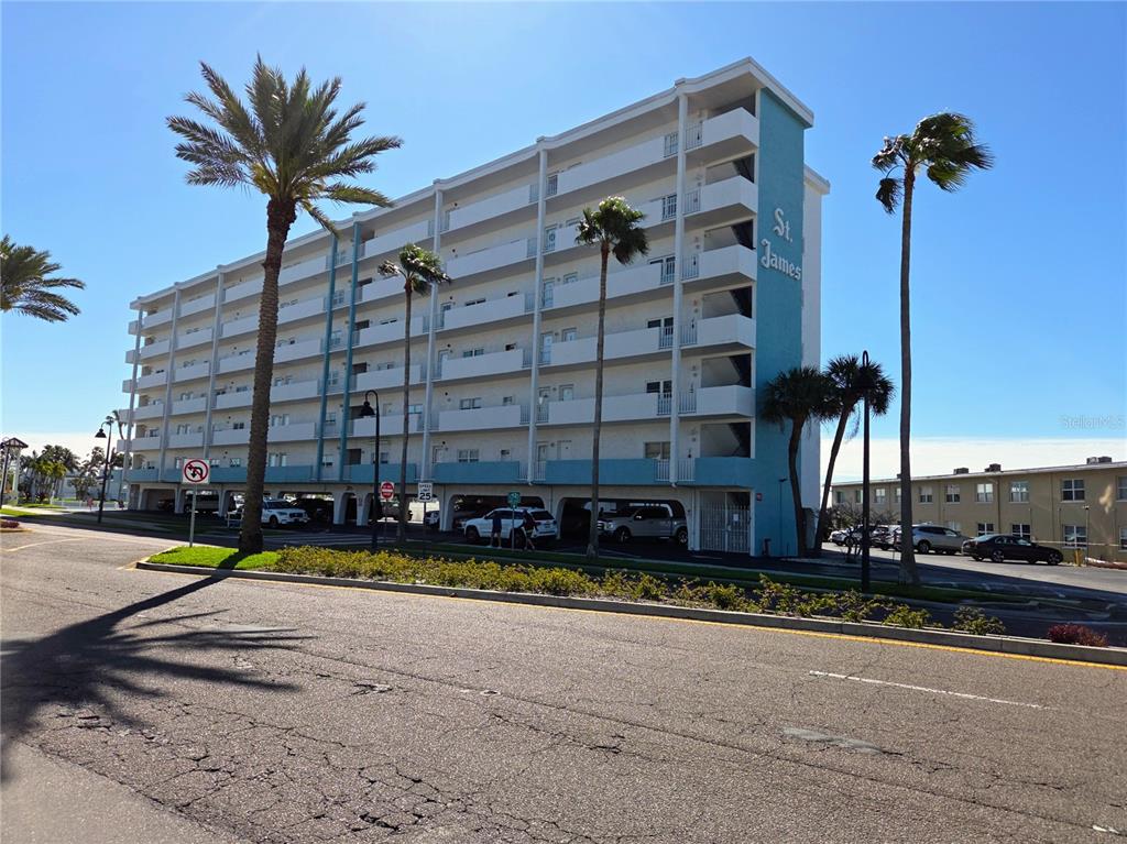 285 107TH AVENUE UNIT 505, TREASURE ISLAND, FL — photo 2 of 39