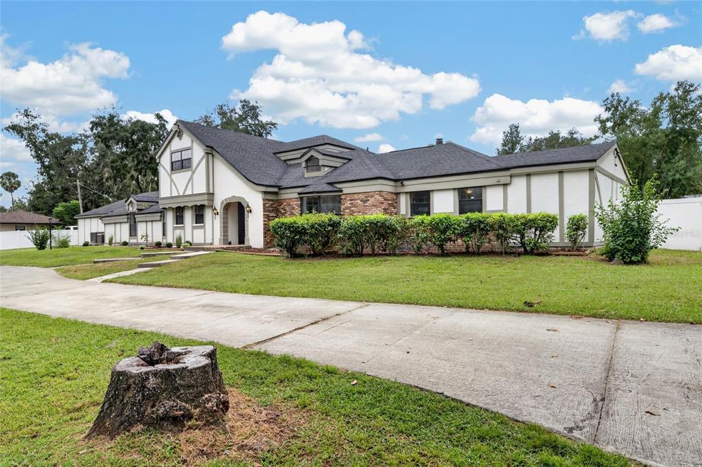 12603 LAKE HILLS DRIVE, RIVERVIEW, FL — photo 2 of 30