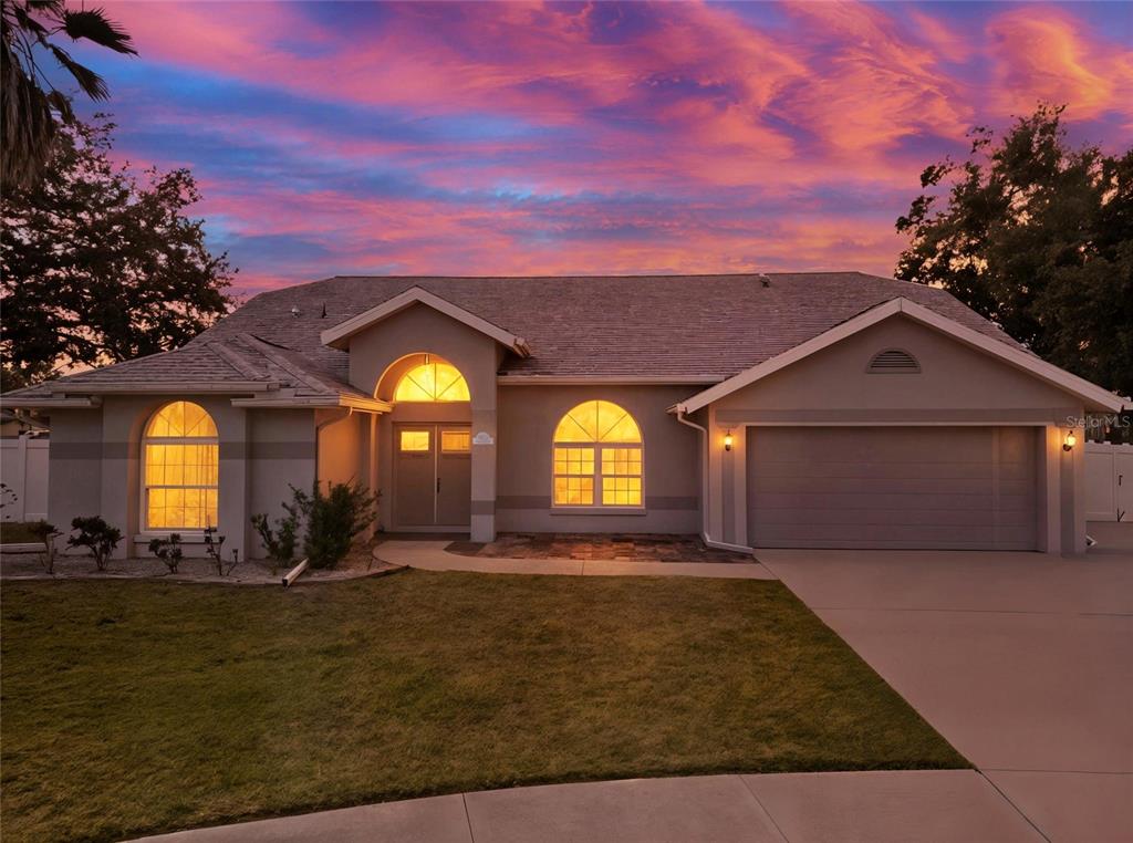 9823 SUNNYOAK DRIVE