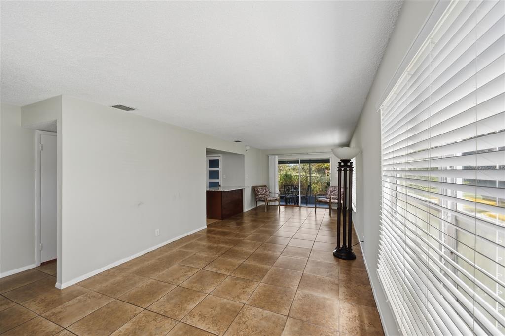 318 BARLOW AVENUE UNIT 71, SARASOTA, FL — photo 5 of 30