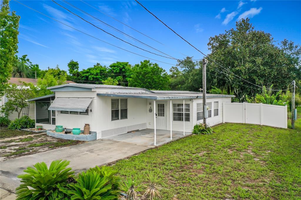 1514 RIDGE ROAD, TAVARES, FL — photo 2 of 30