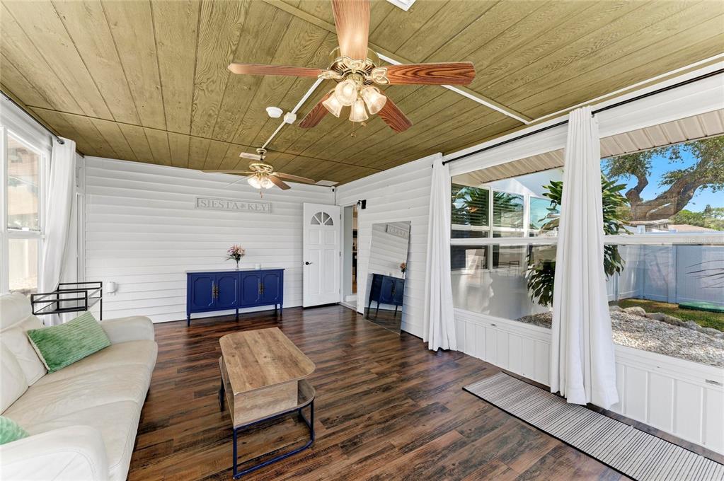 1841 JOYCE STREET, SARASOTA, FL — photo 5 of 30