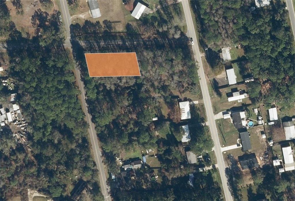 110 Pamela DRIVE, SATSUMA, FL — photo 2 of 4