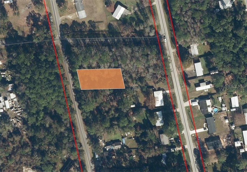 110 Pamela DRIVE, SATSUMA, FL — photo 3 of 4