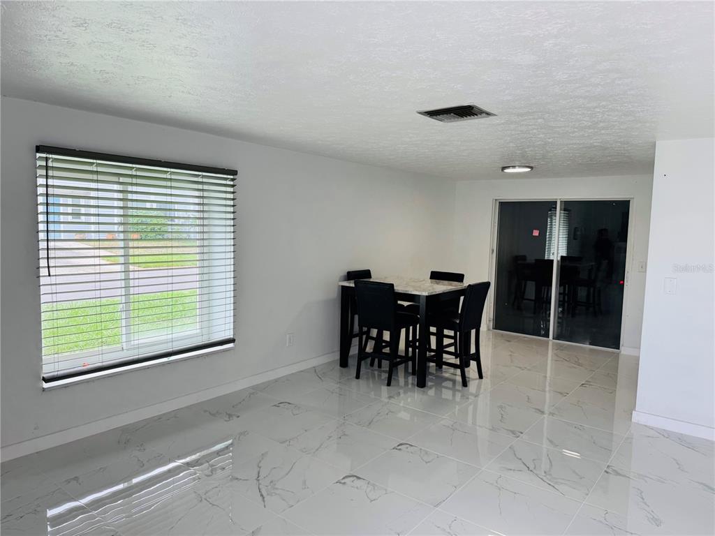 4702 PEBBLEPOINTE PLACE, TAMPA, FL — photo 3 of 23
