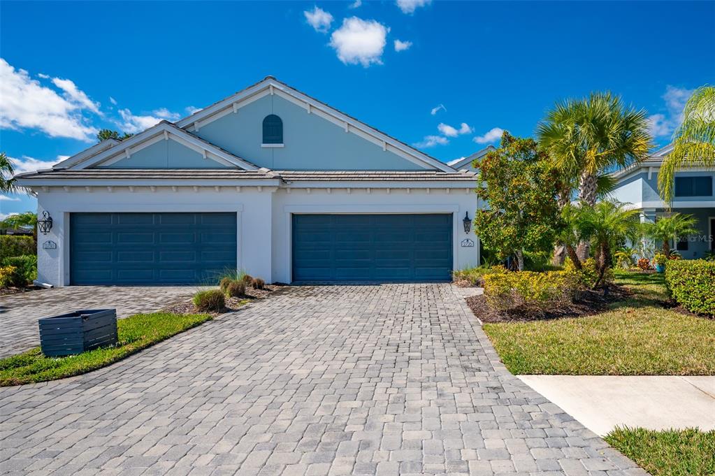 2726 SAPPHIRE BLUE LANE