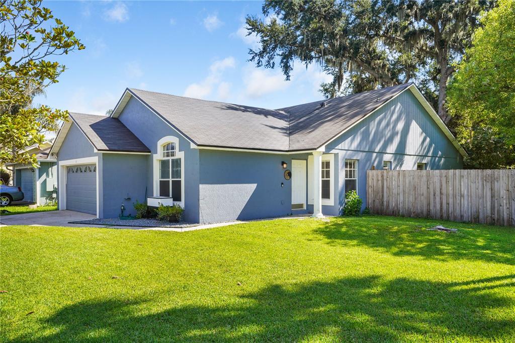 100 KELLY CIRCLE, SANFORD, FL — photo 3 of 30
