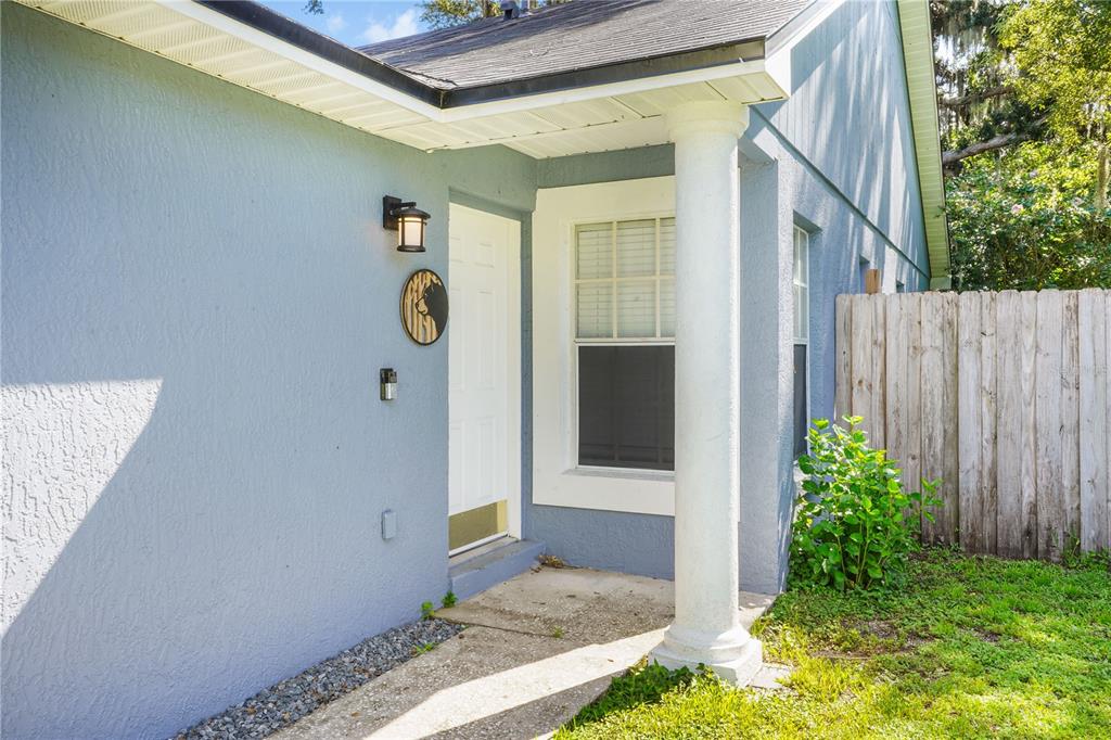 100 KELLY CIRCLE, SANFORD, FL — photo 4 of 30