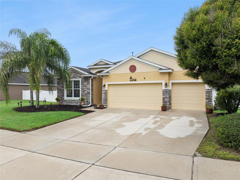 1425 AVILA AVE, DELTONA, FL — photo 2 of 30