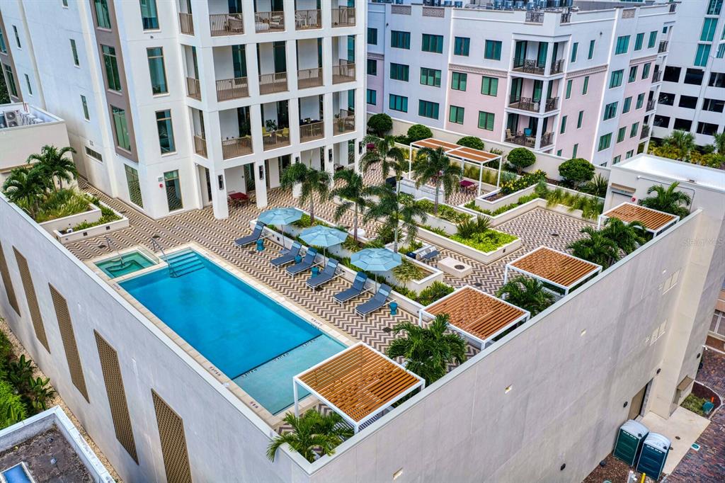 126 4TH AVENUE NE UNIT 502, ST PETERSBURG, FL — photo 2 of 71