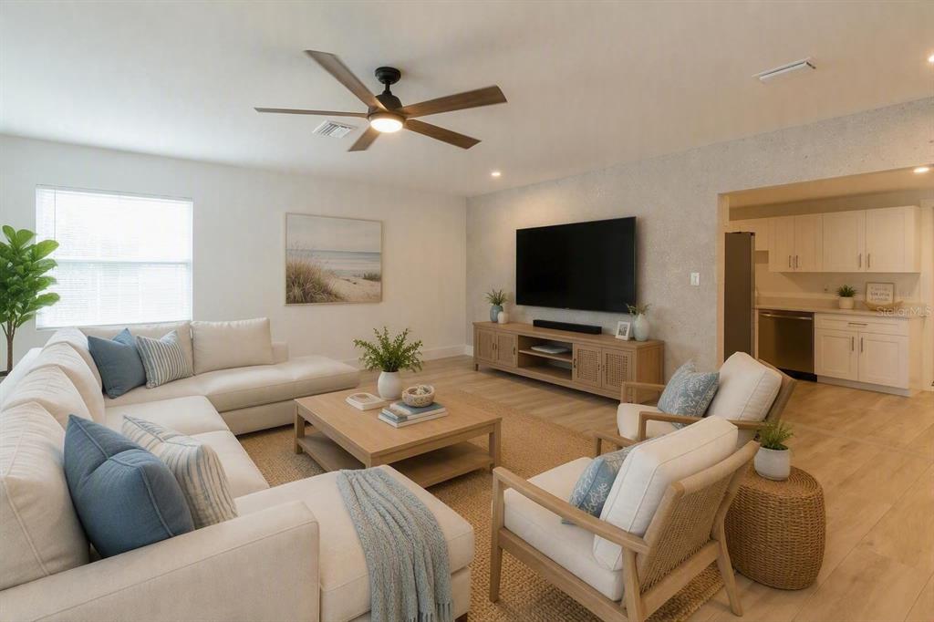 216 24TH STREET NE, BRADENTON, FL — photo 2 of 23