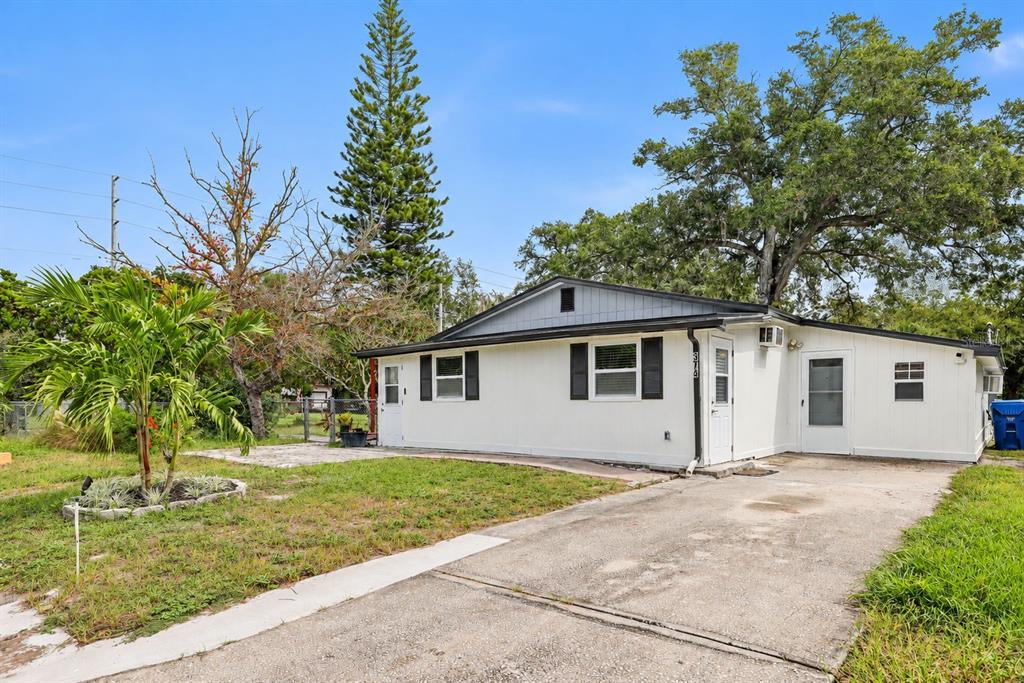 374 3RD STREET NW UNIT A, LARGO, FL — photo 3 of 30