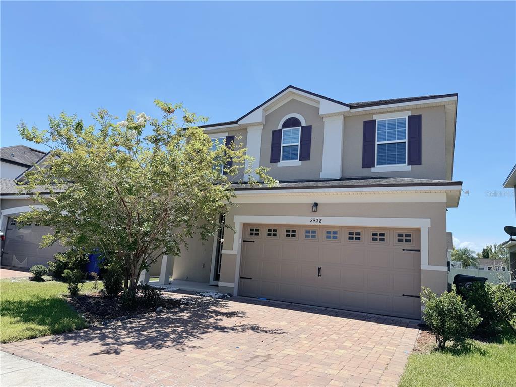 2428 CHATEAU LOOP, KISSIMMEE, FL — photo 2 of 30