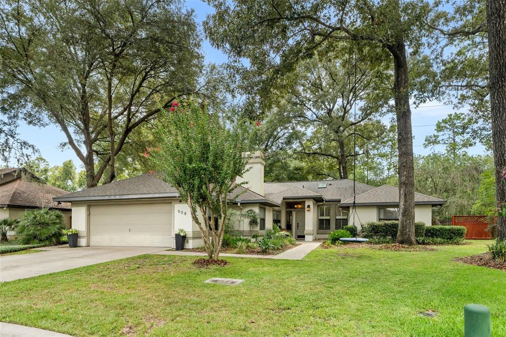 908 SW 82ND TERRACE