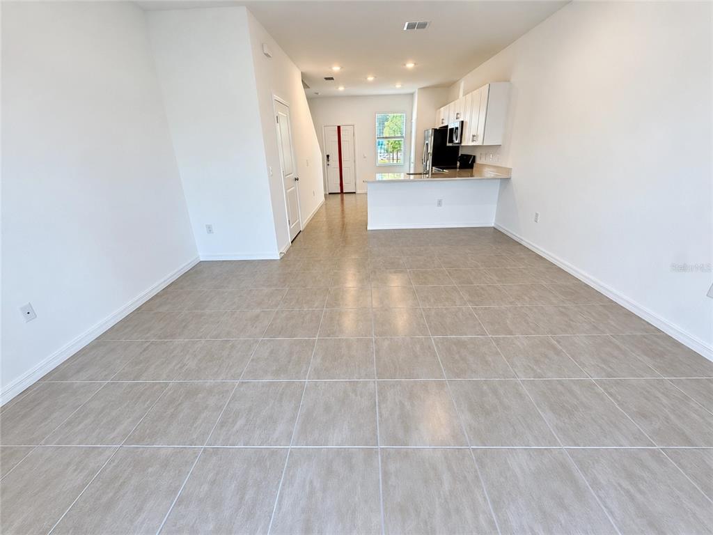 2844 SKYLINE LOOP, KISSIMMEE, FL — photo 2 of 18