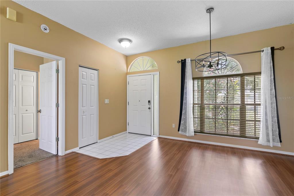 17715 HAMPSHIRE OAK DRIVE, TAMPA, FL — photo 5 of 30