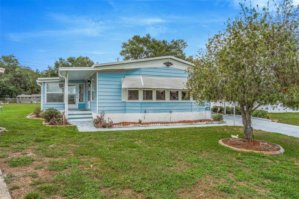 1536 LONGBOW DRIVE