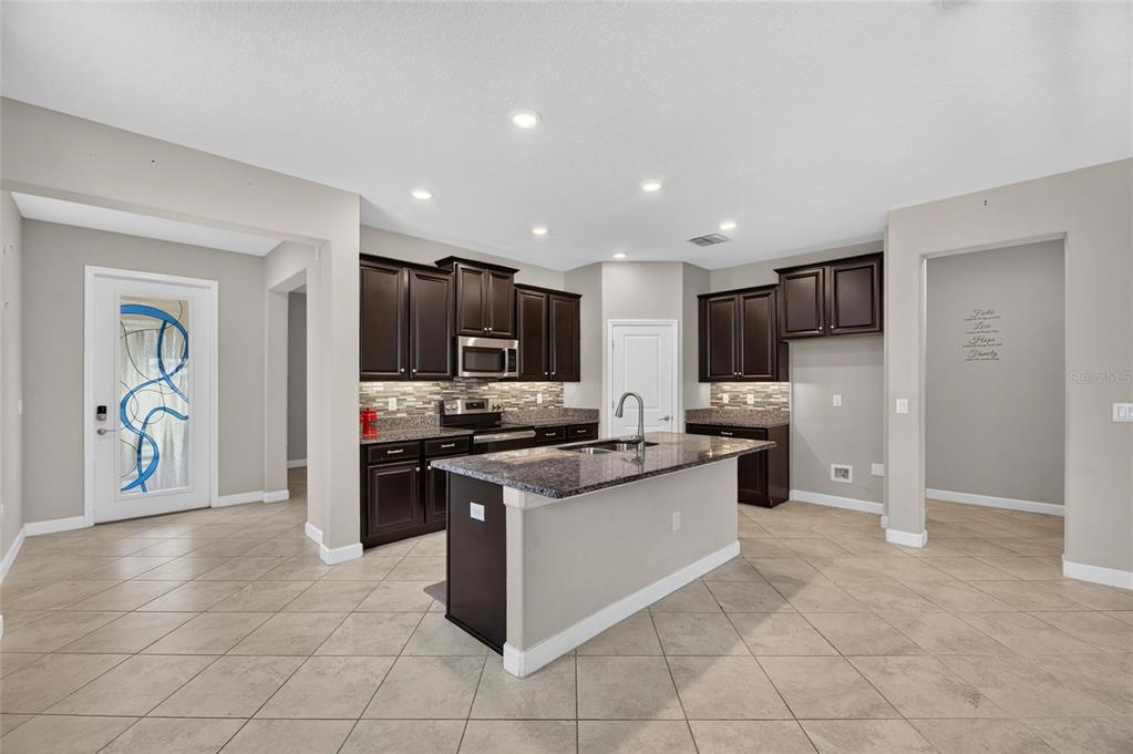 16836 WHISPER ELM STREET, WIMAUMA, FL — photo 2 of 30