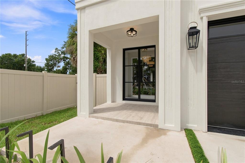 3429 W PALMETTO STREET, TAMPA, FL — photo 2 of 30
