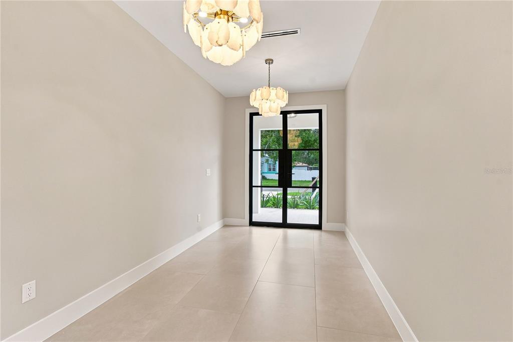 3429 W PALMETTO STREET, TAMPA, FL — photo 3 of 30