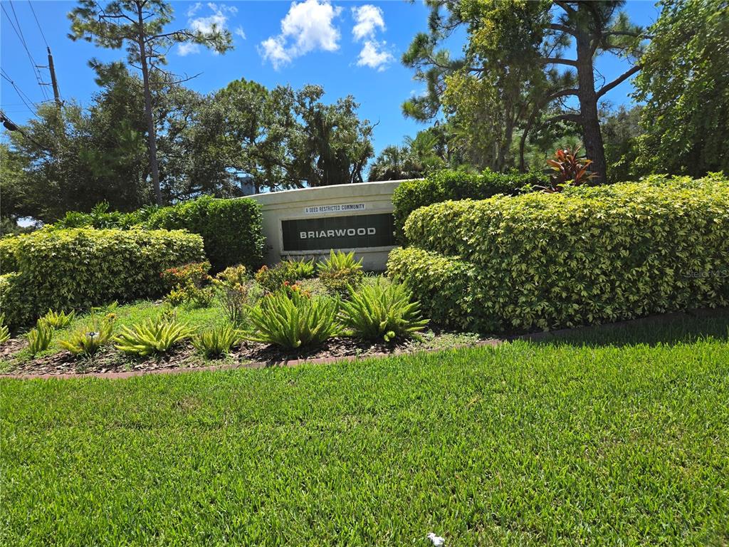 5627 29TH STREET CIRCLE E, BRADENTON, FL — photo 2 of 20
